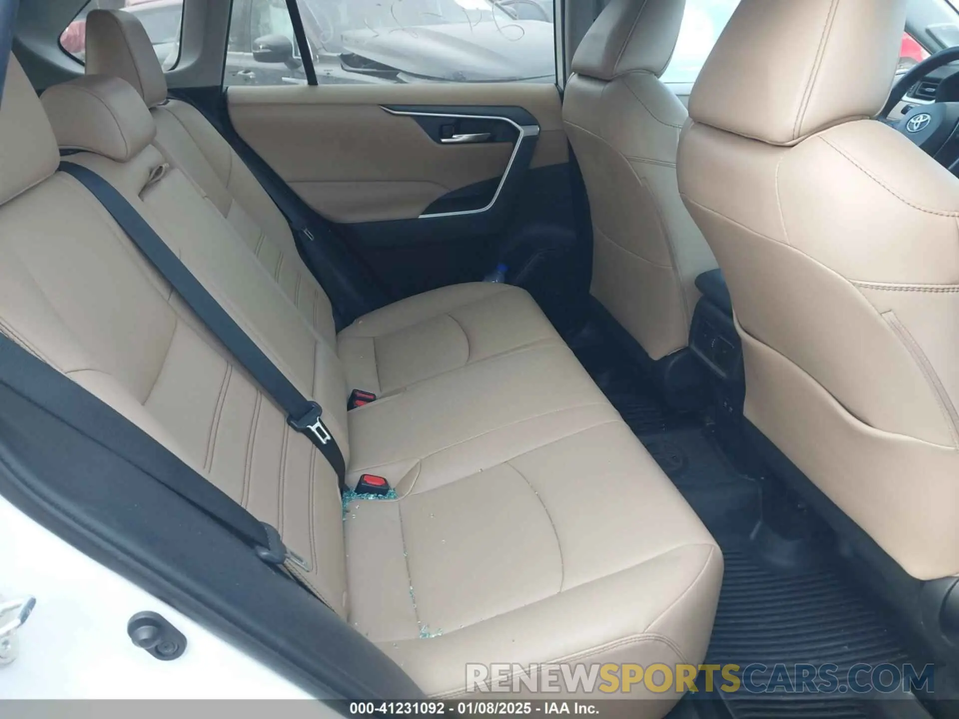 8 fotografías del automóvil dañado 2T3A1RFV3MW153269 TOYOTA RAV4 2021