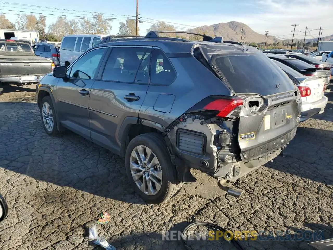 2 fotografías del automóvil dañado 2T3A1RFV4MC219913 TOYOTA RAV4 2021