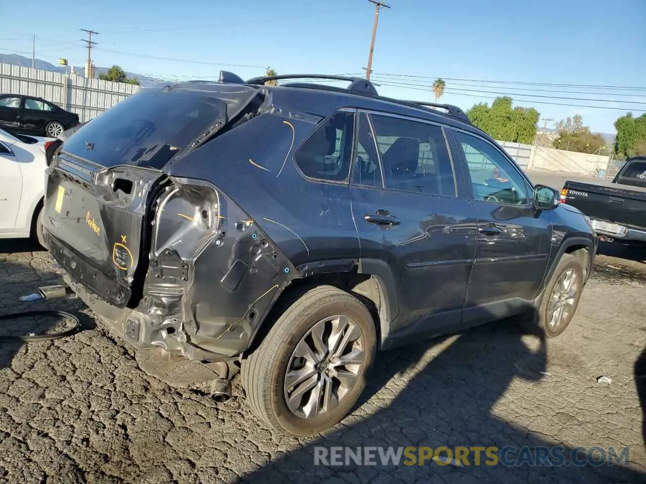 3 fotografías del automóvil dañado 2T3A1RFV4MC219913 TOYOTA RAV4 2021