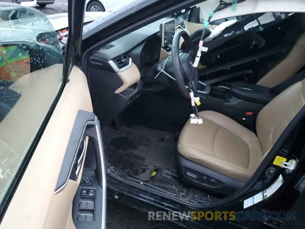 8 fotografías del automóvil dañado 2T3A1RFV4MC227820 TOYOTA RAV4 2021