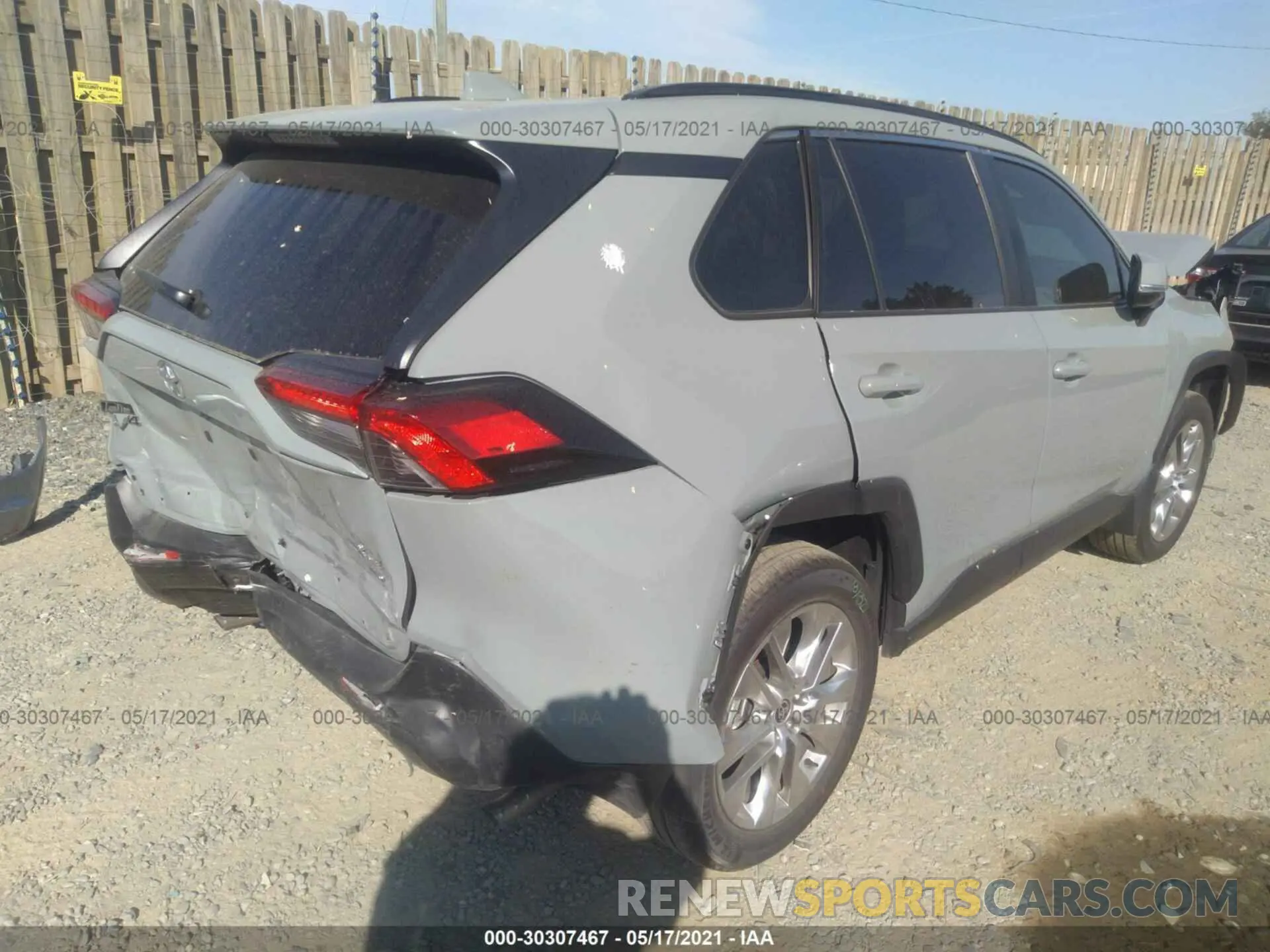 4 fotografías del automóvil dañado 2T3A1RFV7MW173136 TOYOTA RAV4 2021