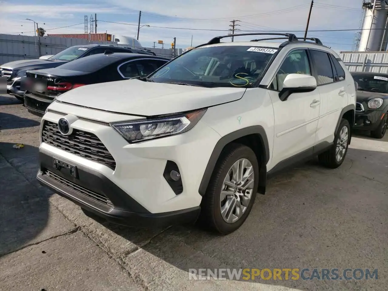 2 fotografías del automóvil dañado 2T3A1RFV7MW198988 TOYOTA RAV4 2021