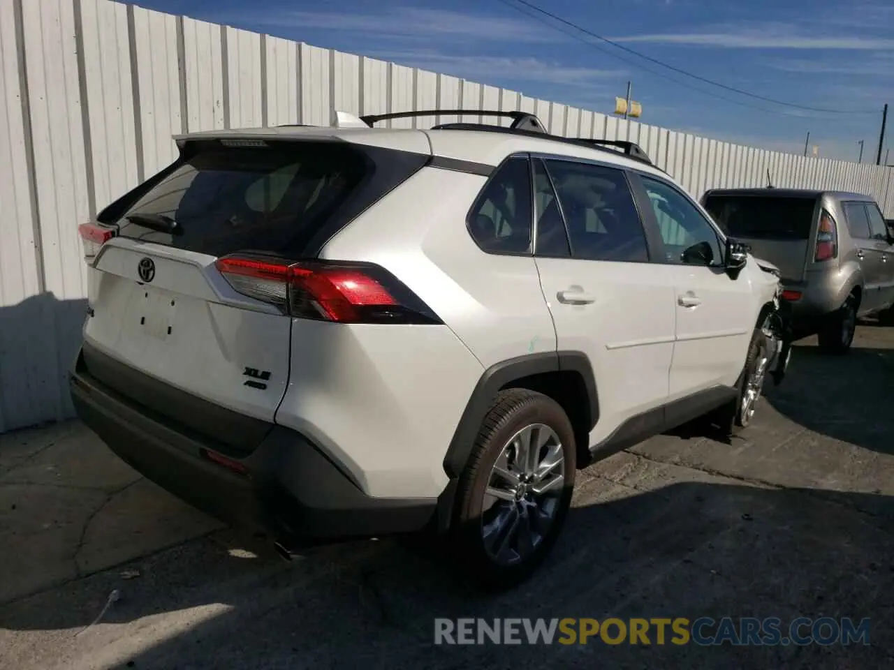 4 fotografías del automóvil dañado 2T3A1RFV7MW198988 TOYOTA RAV4 2021