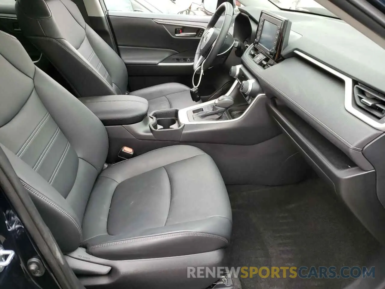 5 fotografías del automóvil dañado 2T3A1RFV8MW197526 TOYOTA RAV4 2021