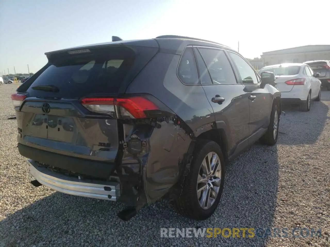 4 fotografías del automóvil dañado 2T3A1RFV9MC191266 TOYOTA RAV4 2021