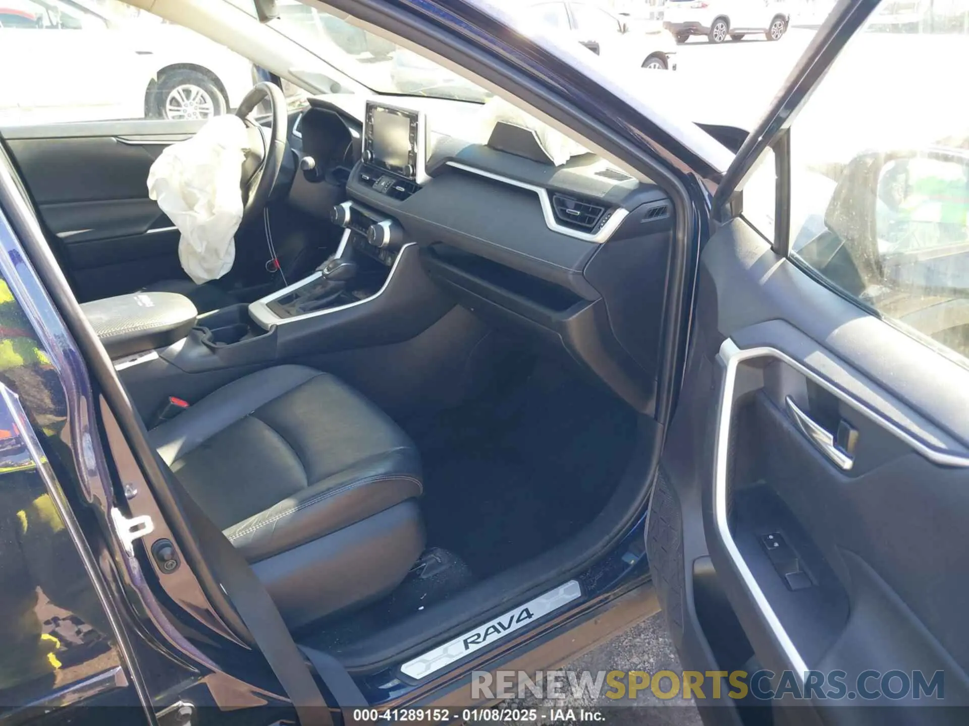 5 fotografías del automóvil dañado 2T3A1RFV9MW191749 TOYOTA RAV4 2021