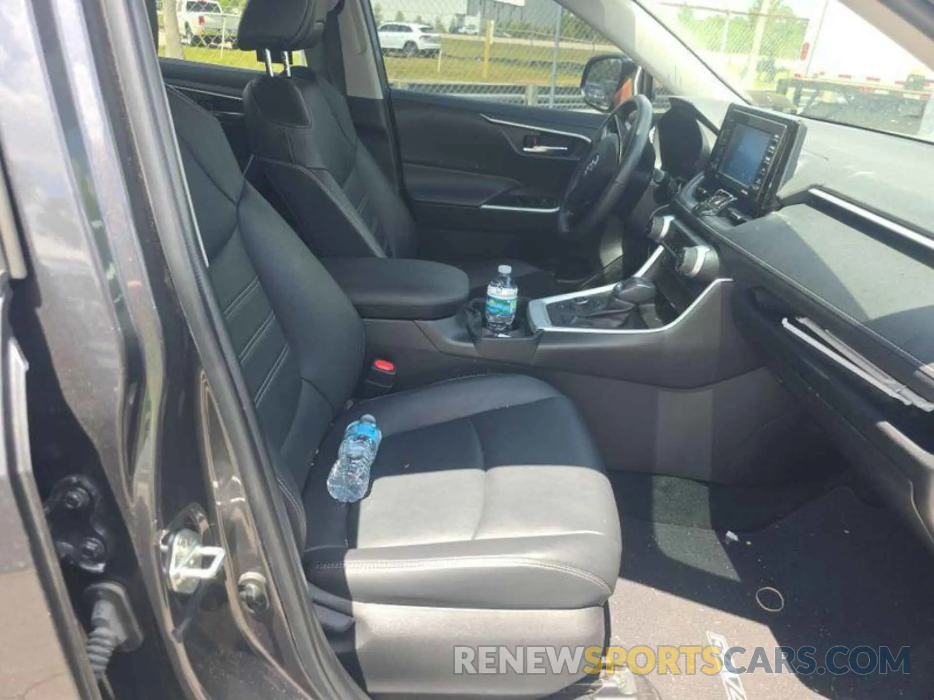 3 fotografías del automóvil dañado 2T3B6RFVXMW029361 TOYOTA RAV4 2021
