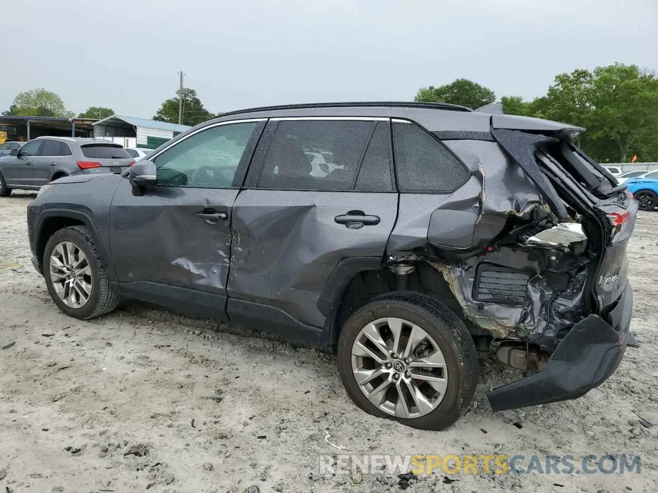 2 fotografías del automóvil dañado 2T3C1RFV0MC148136 TOYOTA RAV4 2021