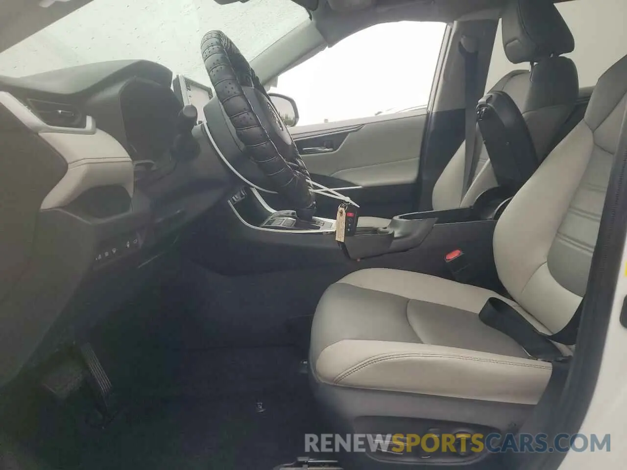 7 fotografías del automóvil dañado 2T3C1RFV0MW127334 TOYOTA RAV4 2021