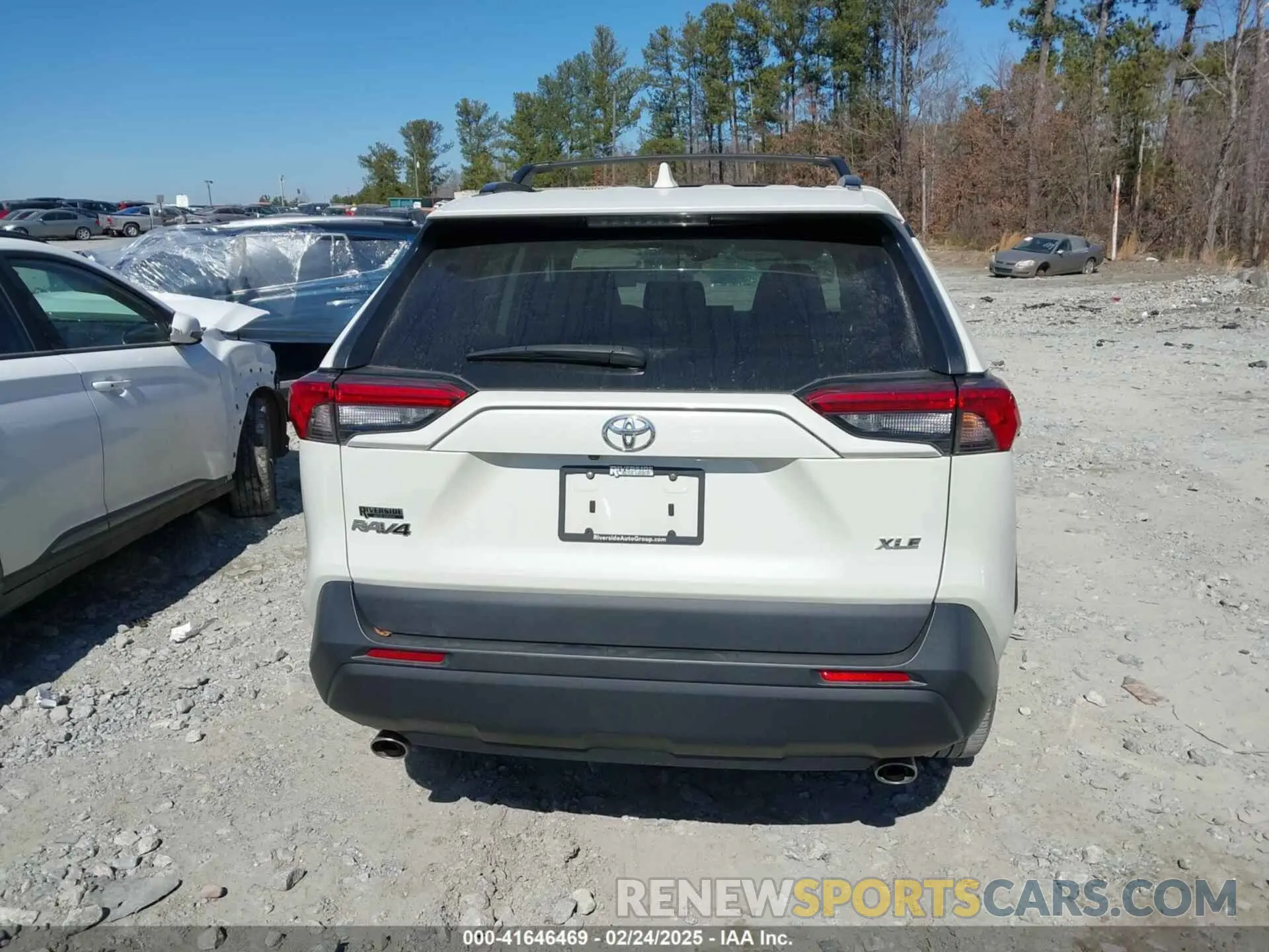 16 fotografías del automóvil dañado 2T3C1RFV0MW127432 TOYOTA RAV4 2021