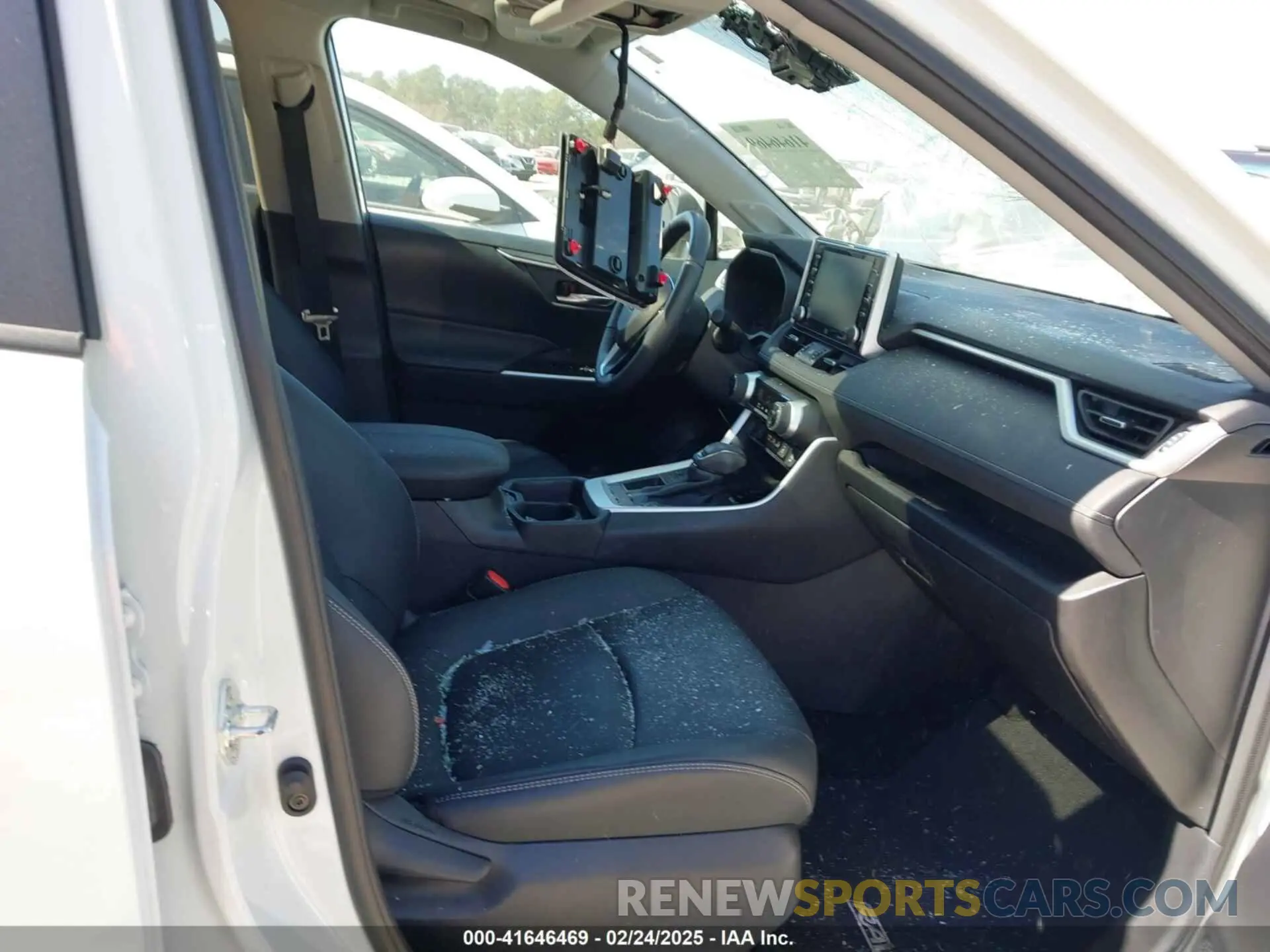 5 fotografías del automóvil dañado 2T3C1RFV0MW127432 TOYOTA RAV4 2021