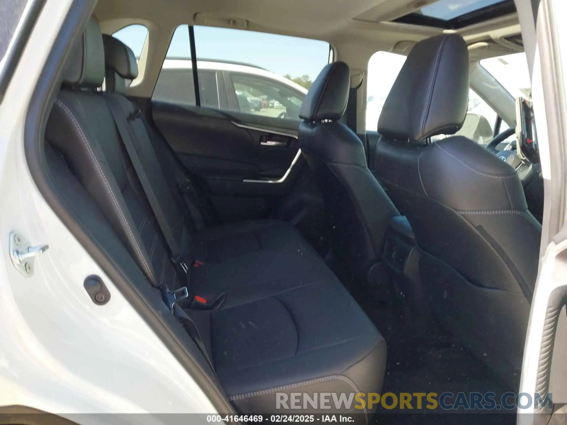 8 fotografías del automóvil dañado 2T3C1RFV0MW127432 TOYOTA RAV4 2021