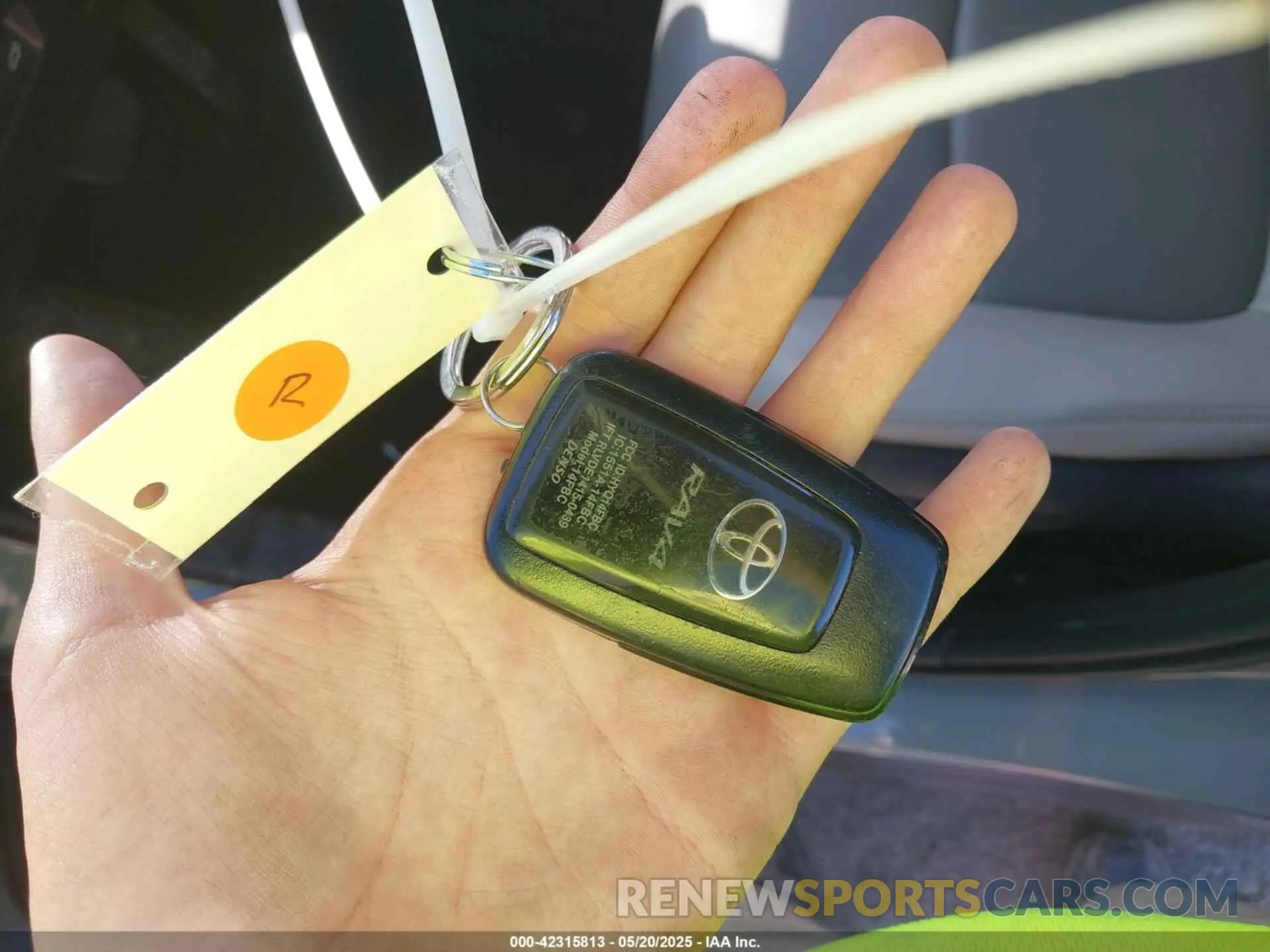 11 fotografías del automóvil dañado 2T3C1RFV0MW140682 TOYOTA RAV4 2021