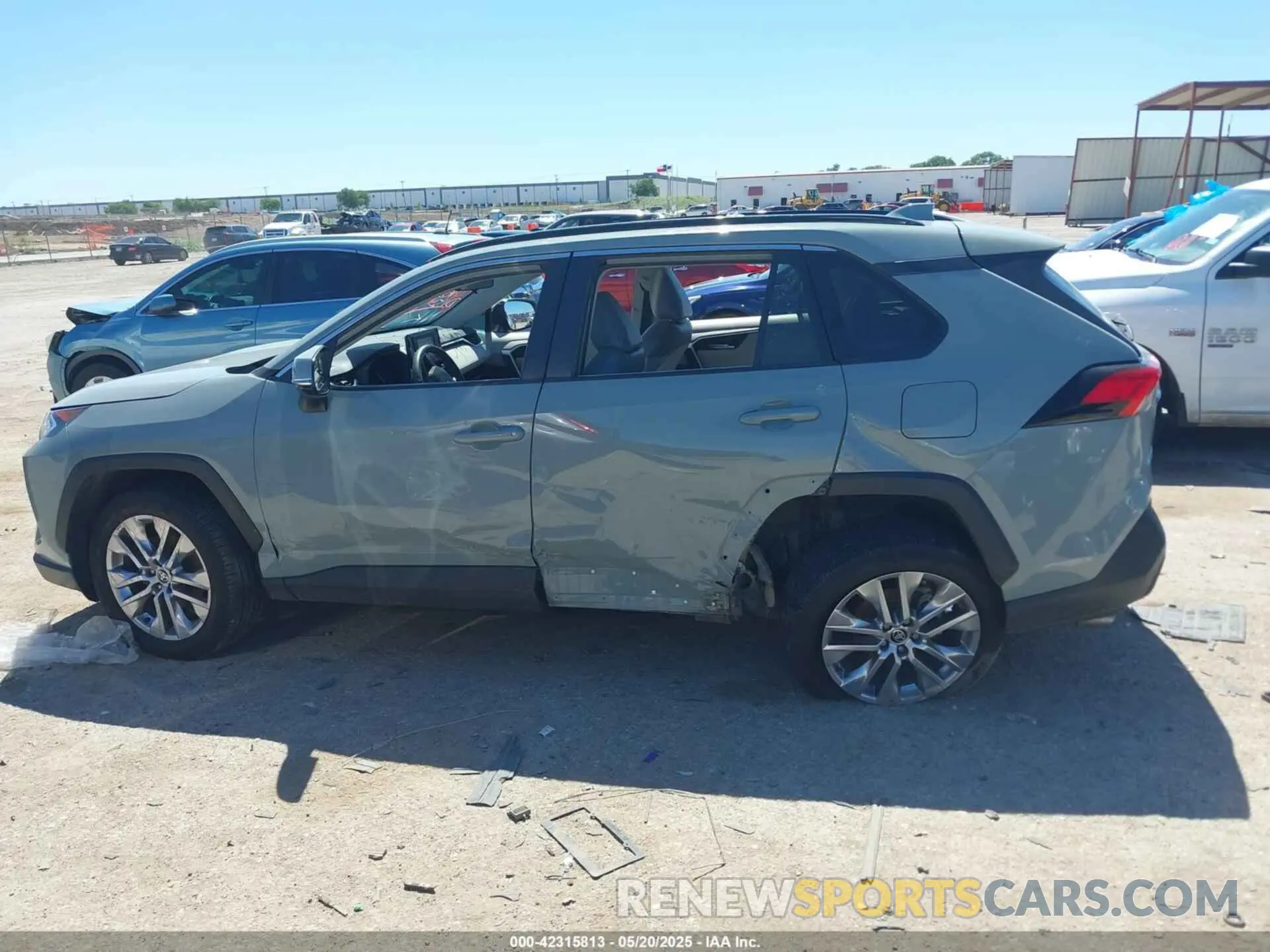 14 fotografías del automóvil dañado 2T3C1RFV0MW140682 TOYOTA RAV4 2021