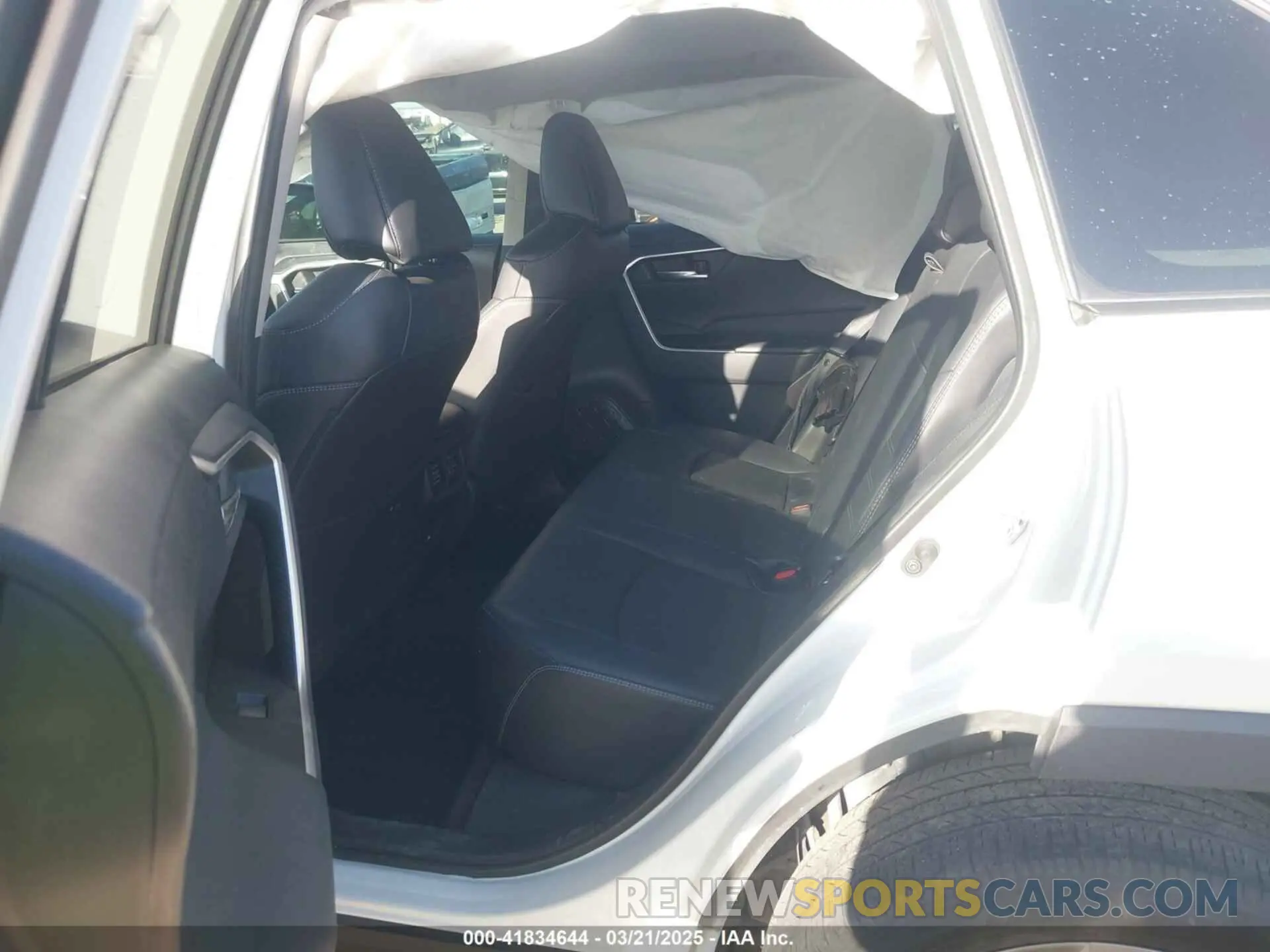 8 fotografías del automóvil dañado 2T3C1RFV0MW152654 TOYOTA RAV4 2021