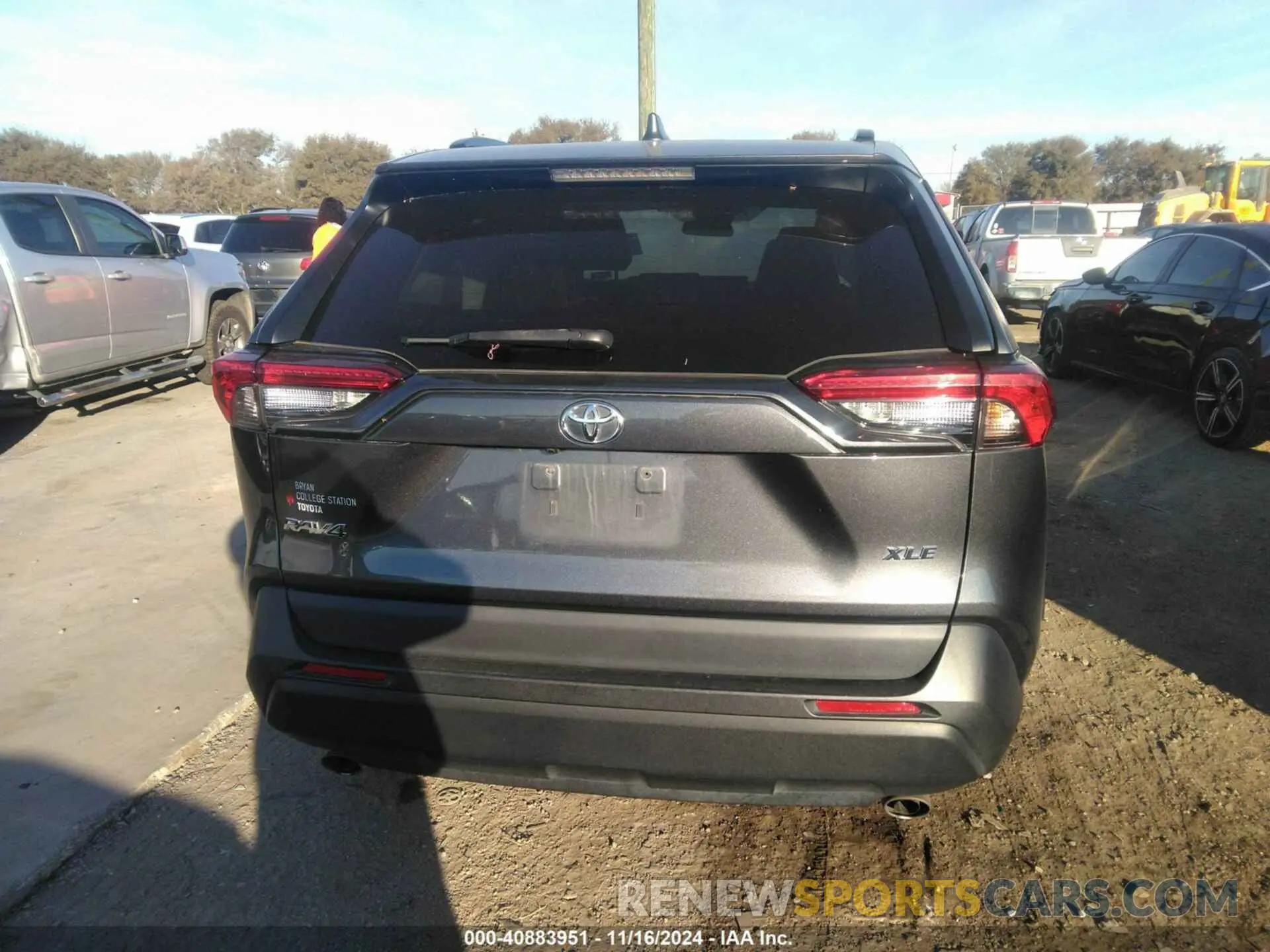 16 fotografías del automóvil dañado 2T3C1RFV1MC105246 TOYOTA RAV4 2021