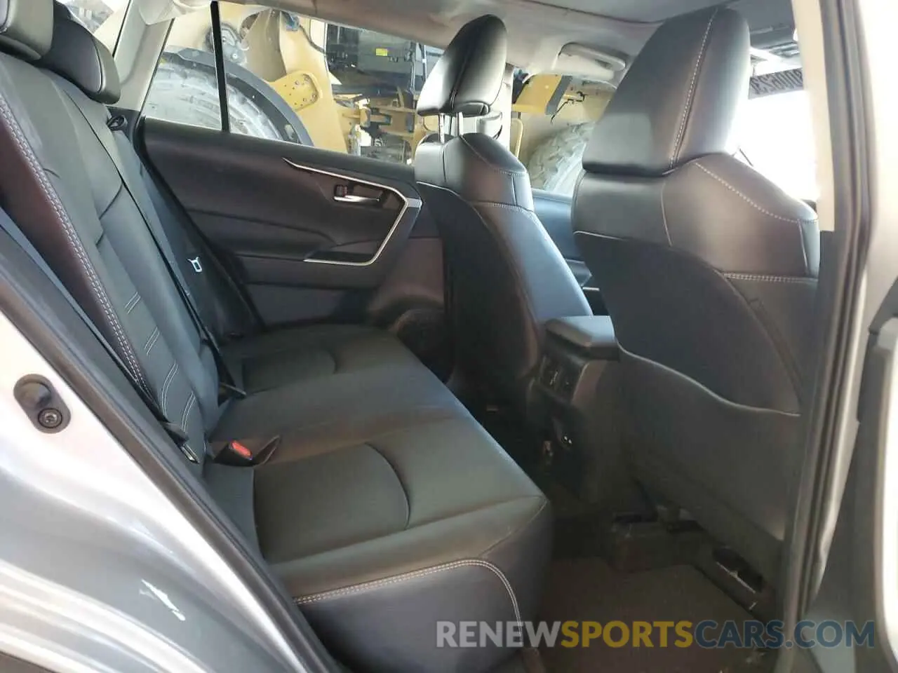 11 fotografías del automóvil dañado 2T3C1RFV2MC115915 TOYOTA RAV4 2021