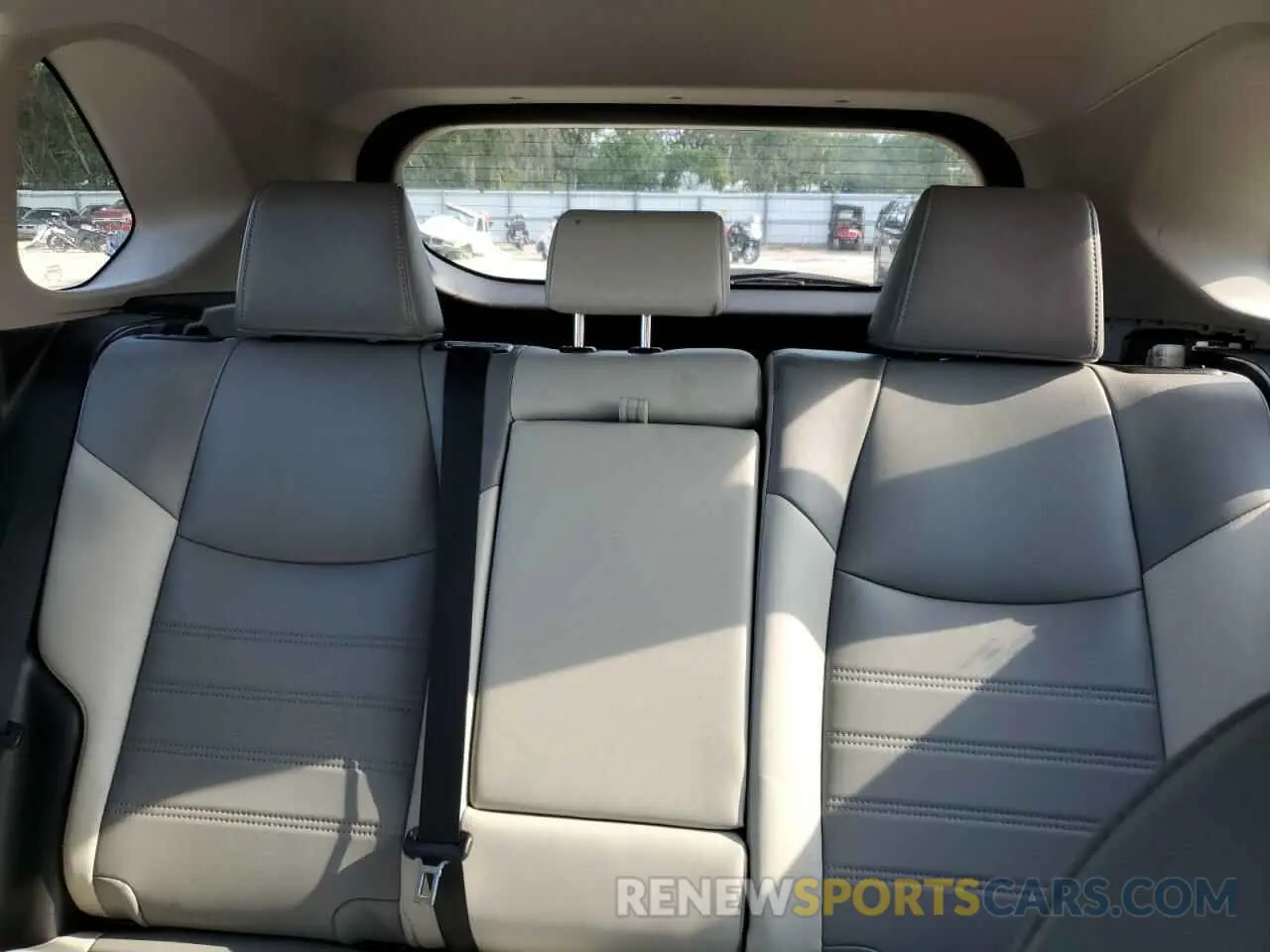 10 fotografías del automóvil dañado 2T3C1RFV2MW108283 TOYOTA RAV4 2021