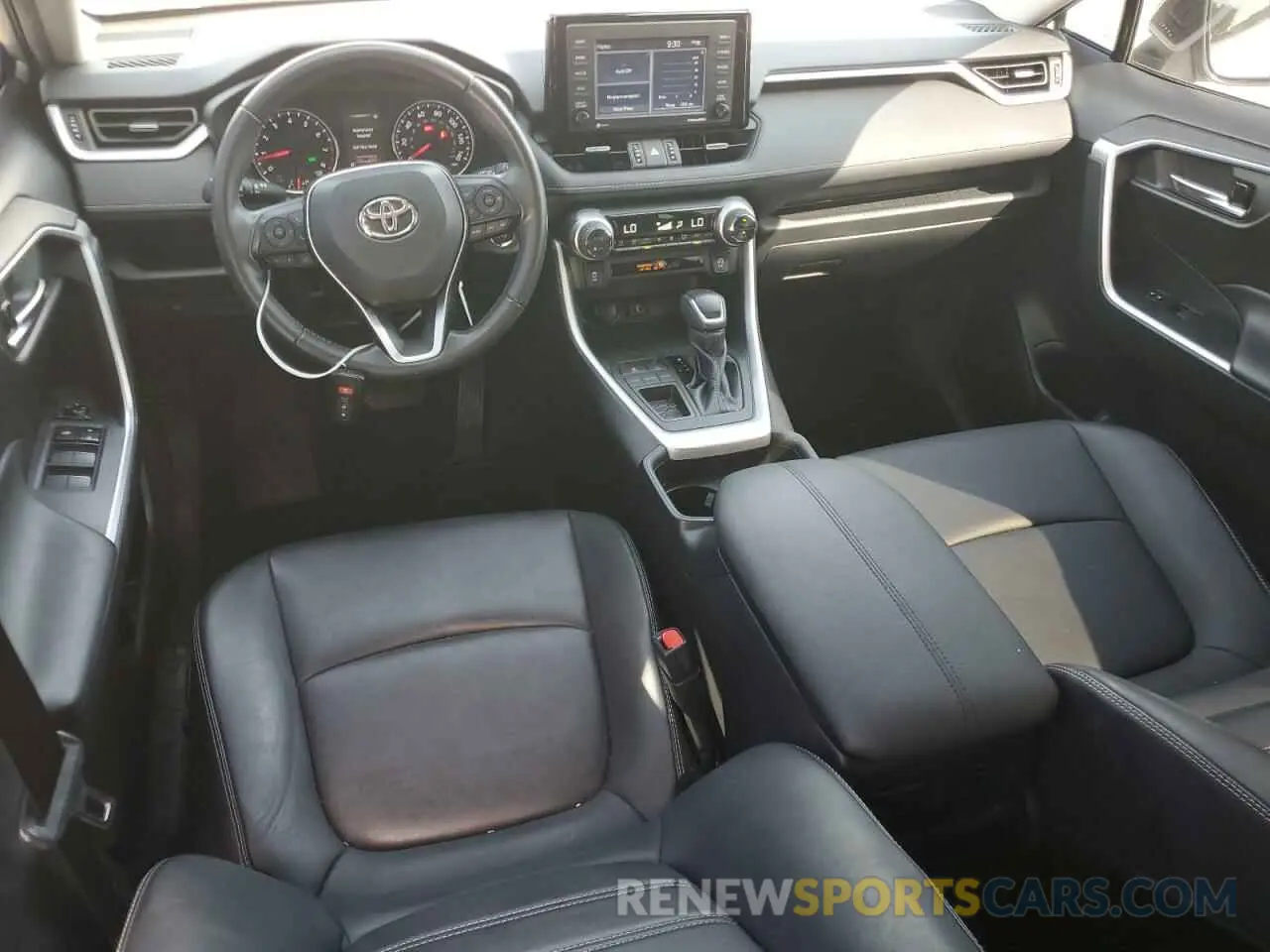 8 fotografías del automóvil dañado 2T3C1RFV2MW170802 TOYOTA RAV4 2021