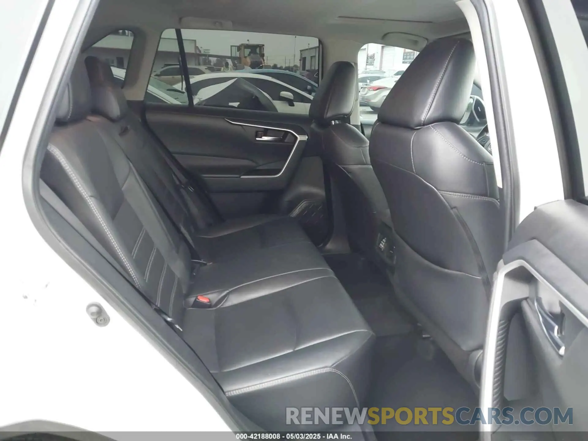 8 fotografías del automóvil dañado 2T3C1RFV2MW184327 TOYOTA RAV4 2021