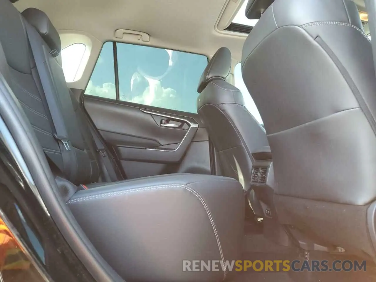 11 fotografías del automóvil dañado 2T3C1RFV3MW104338 TOYOTA RAV4 2021