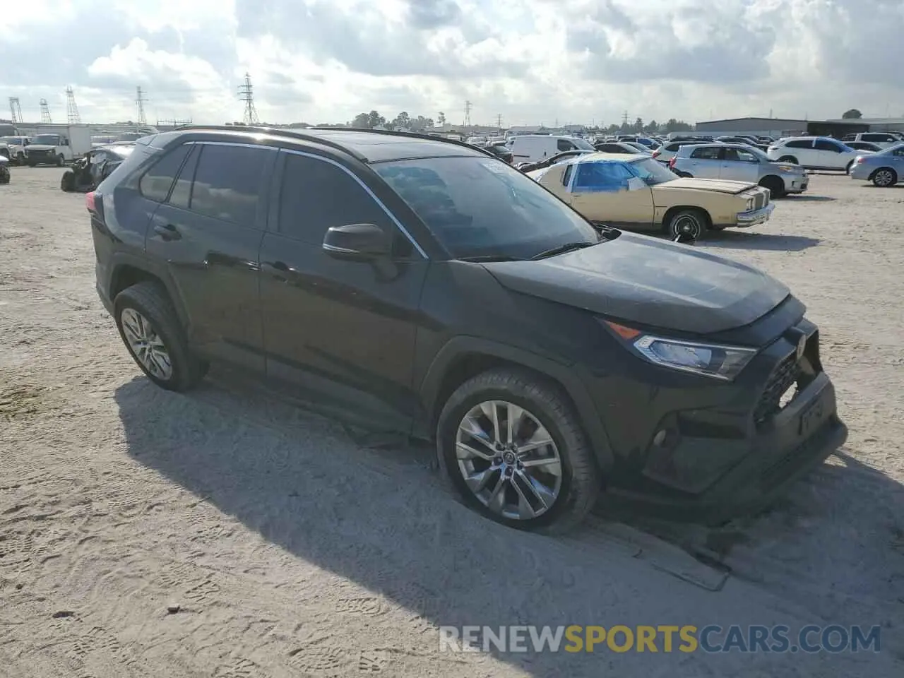 4 fotografías del automóvil dañado 2T3C1RFV3MW104338 TOYOTA RAV4 2021