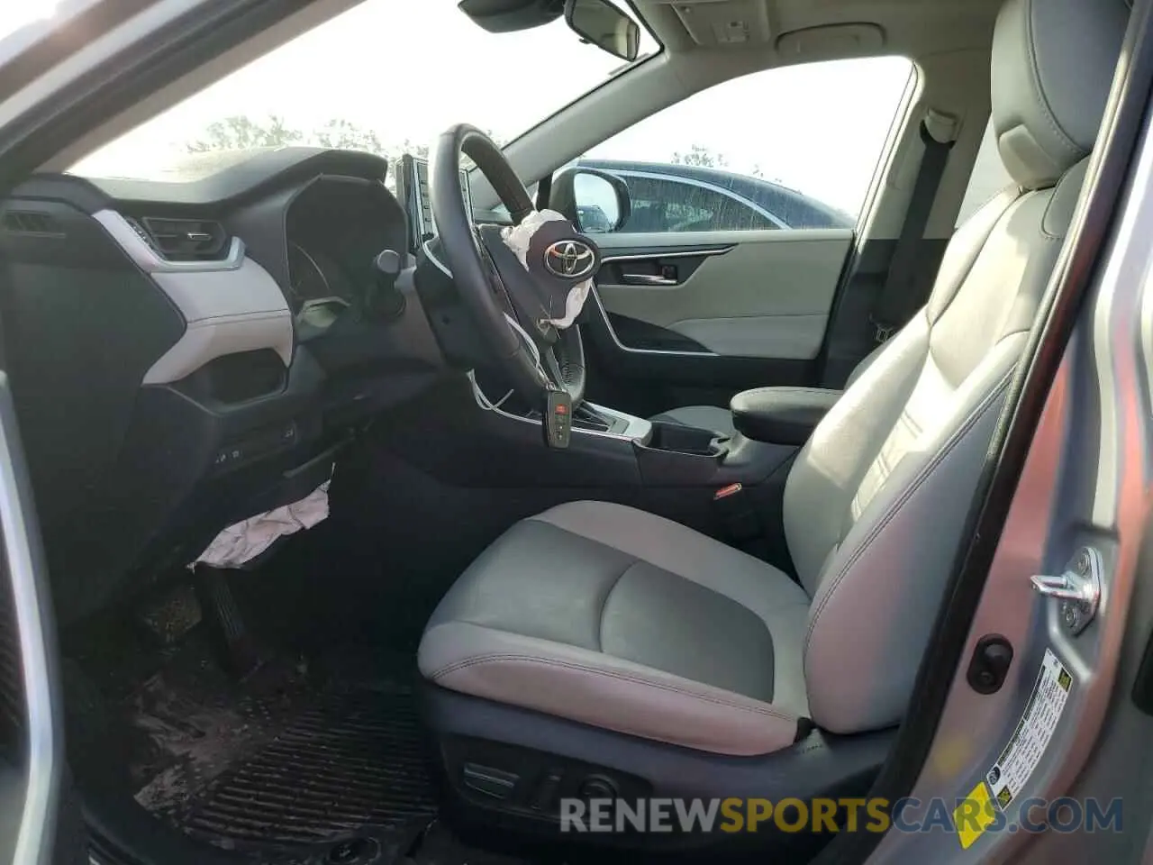 7 fotografías del automóvil dañado 2T3C1RFV4MC130609 TOYOTA RAV4 2021