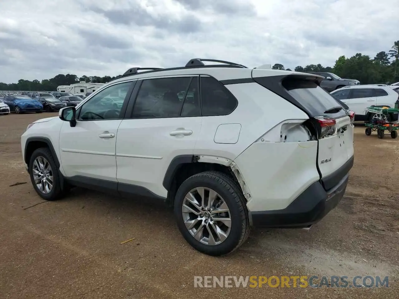 2 fotografías del automóvil dañado 2T3C1RFV4MW112786 TOYOTA RAV4 2021
