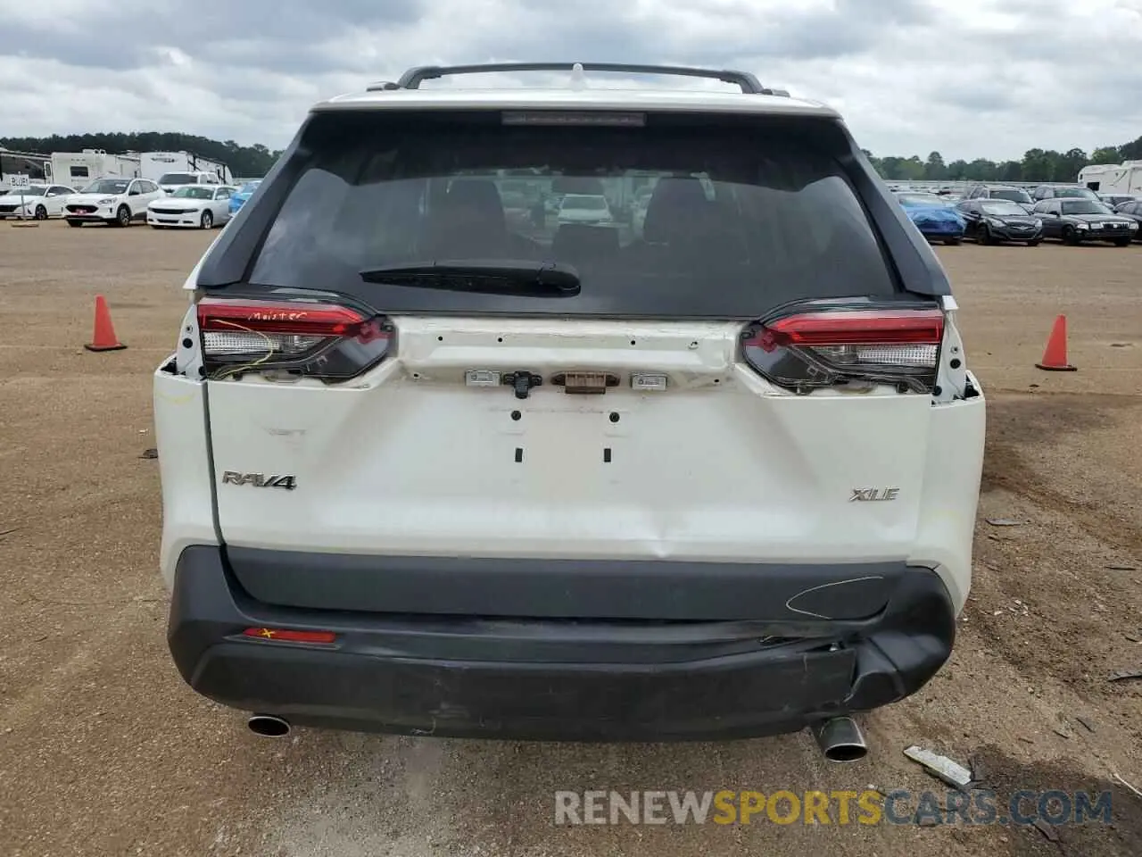 6 fotografías del automóvil dañado 2T3C1RFV4MW112786 TOYOTA RAV4 2021