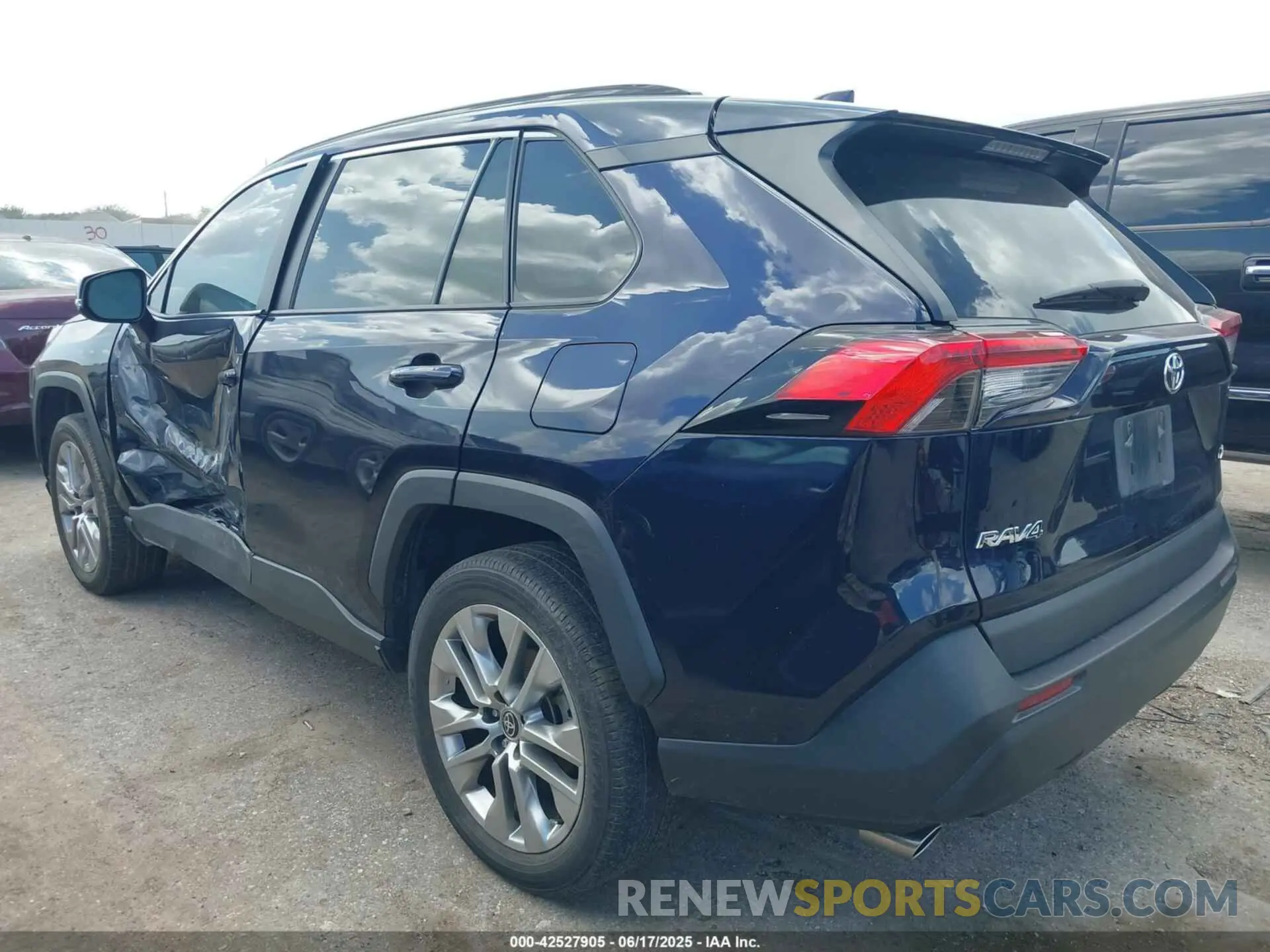 3 fotografías del automóvil dañado 2T3C1RFV4MW149532 TOYOTA RAV4 2021