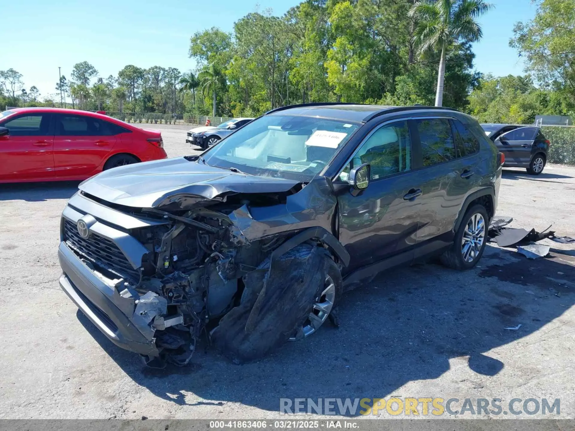 2 fotografías del automóvil dañado 2T3C1RFV5MC110773 TOYOTA RAV4 2021