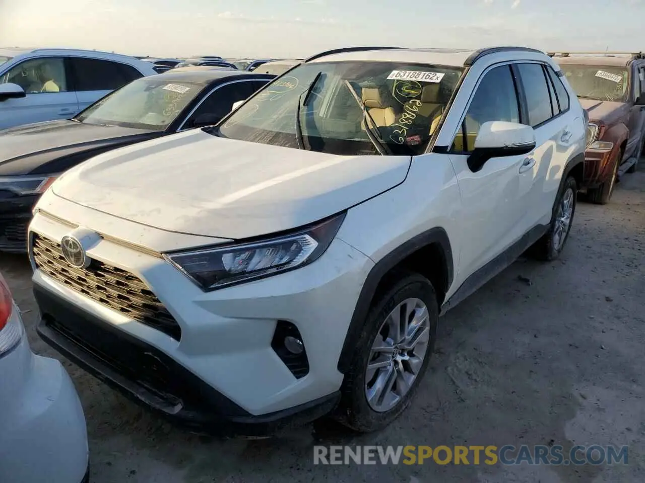 2 fotografías del automóvil dañado 2T3C1RFV7MW175526 TOYOTA RAV4 2021