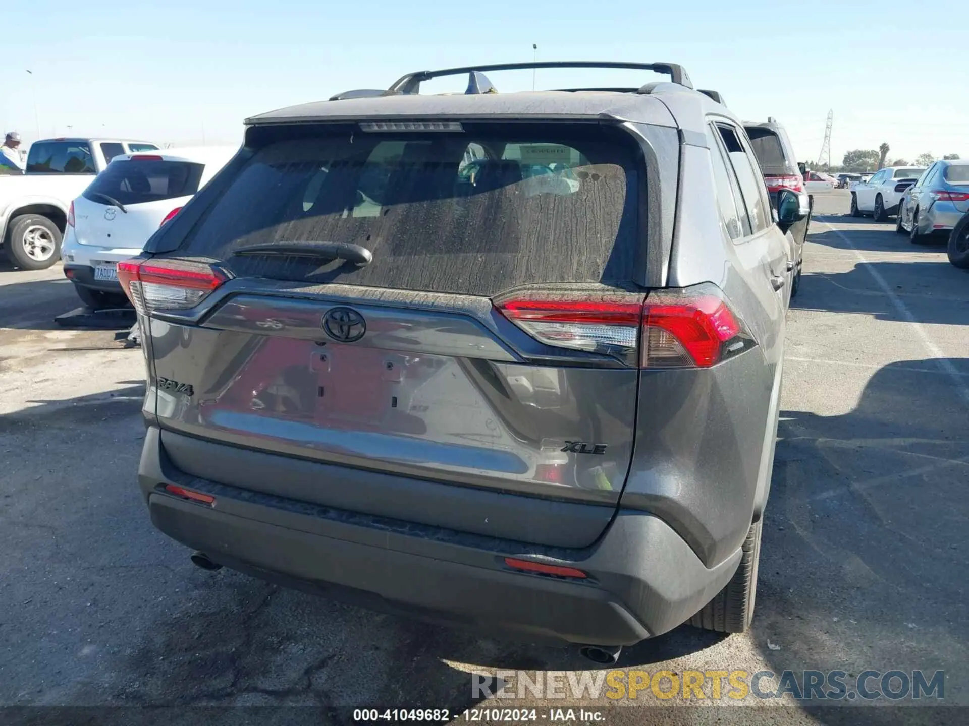 16 fotografías del automóvil dañado 2T3C1RFV8MC137725 TOYOTA RAV4 2021