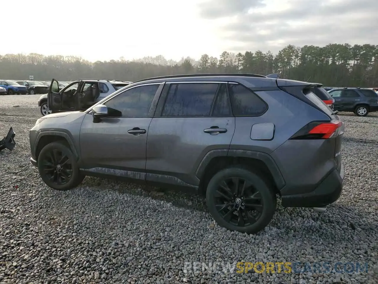 2 fotografías del automóvil dañado 2T3C1RFV9MC112381 TOYOTA RAV4 2021