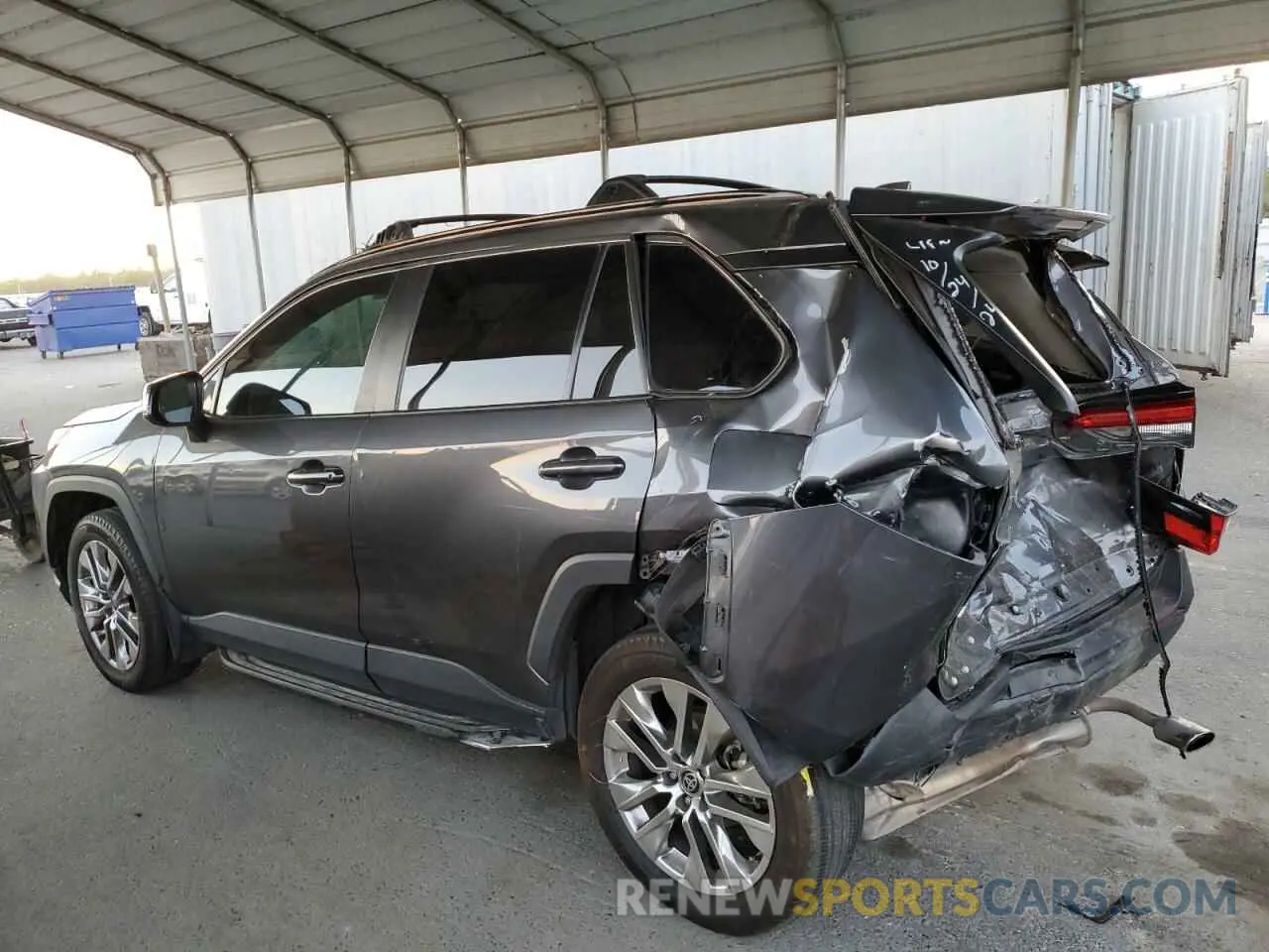 2 fotografías del automóvil dañado 2T3C1RFV9MC156638 TOYOTA RAV4 2021