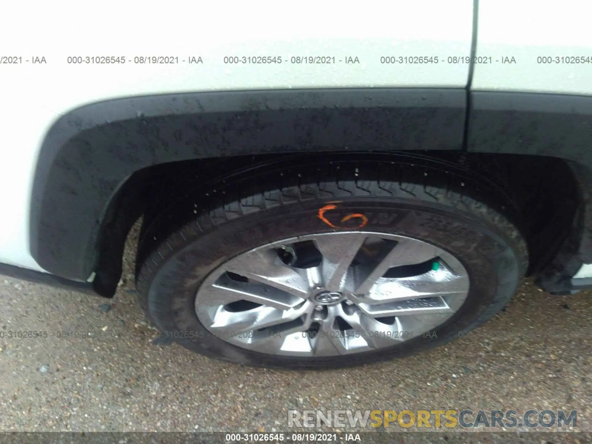 15 fotografías del automóvil dañado 2T3C1RFV9MW108202 TOYOTA RAV4 2021