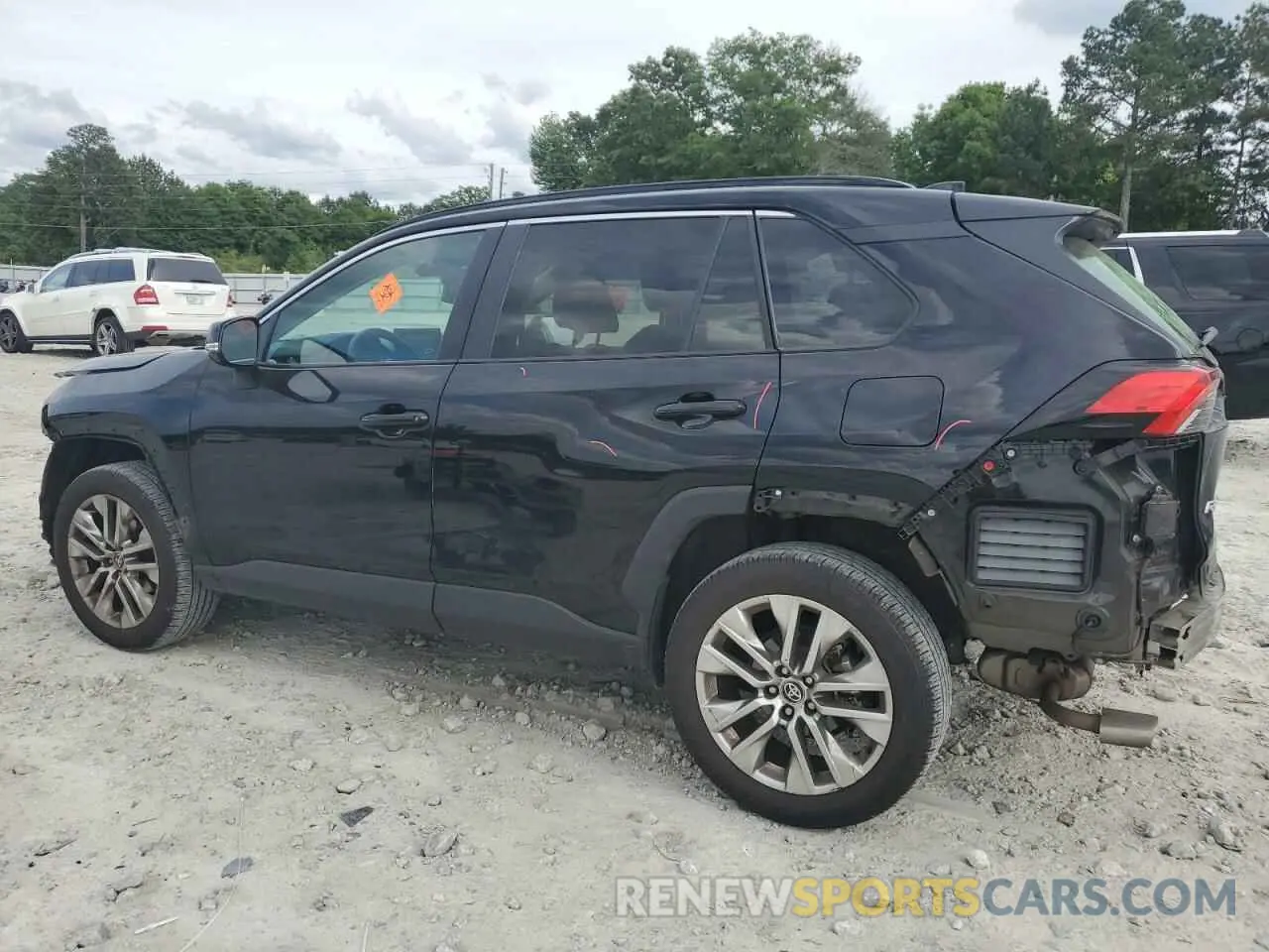 2 fotografías del automóvil dañado 2T3C1RFV9MW162776 TOYOTA RAV4 2021