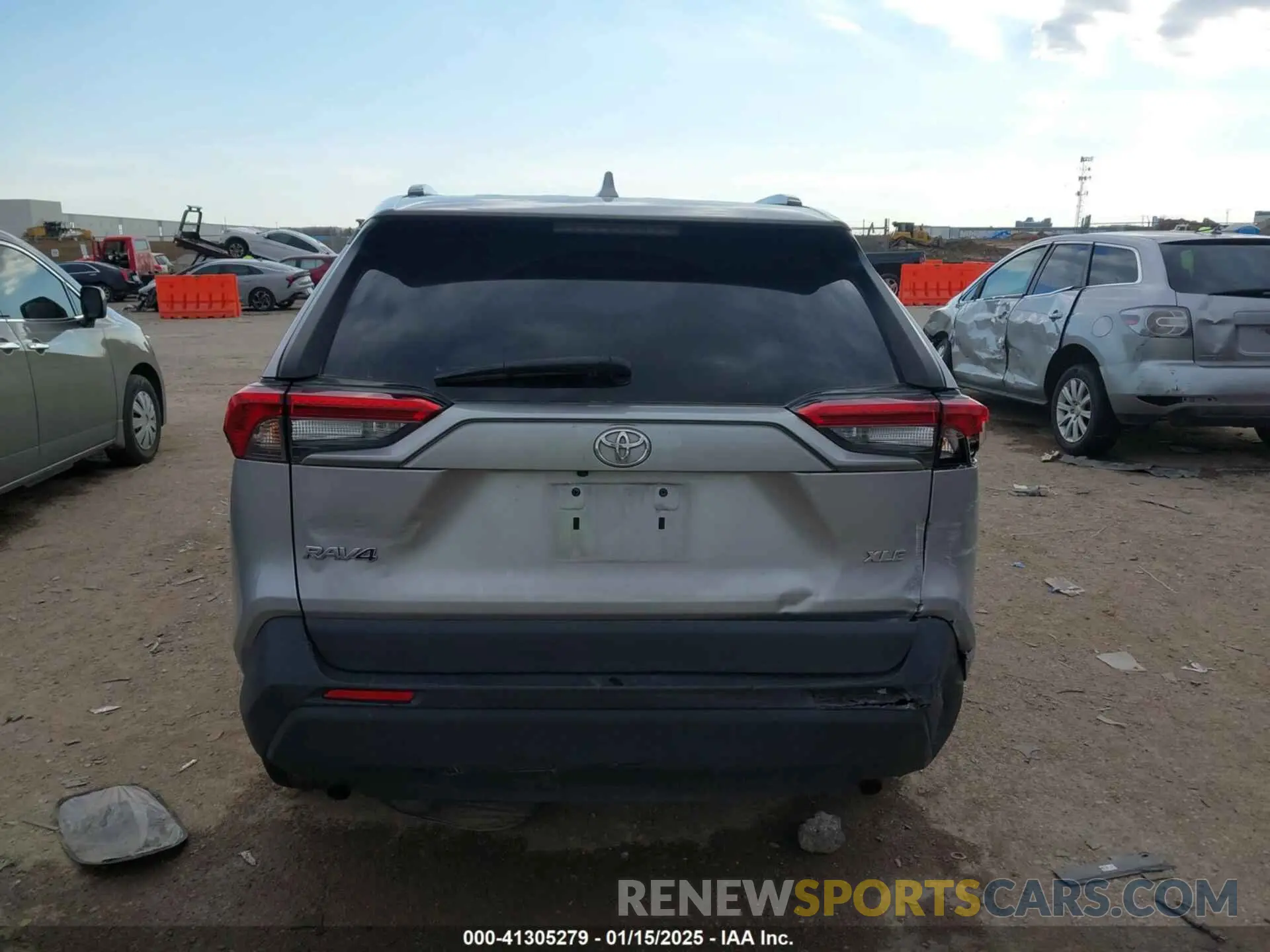 16 fotografías del automóvil dañado 2T3C1RFVXMC106718 TOYOTA RAV4 2021