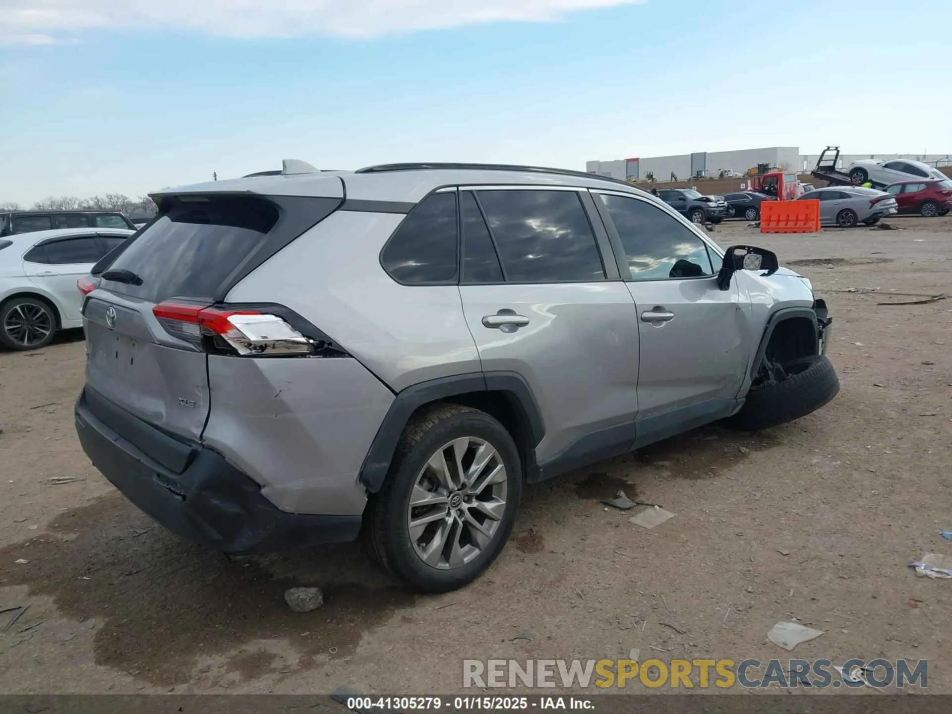 4 fotografías del automóvil dañado 2T3C1RFVXMC106718 TOYOTA RAV4 2021