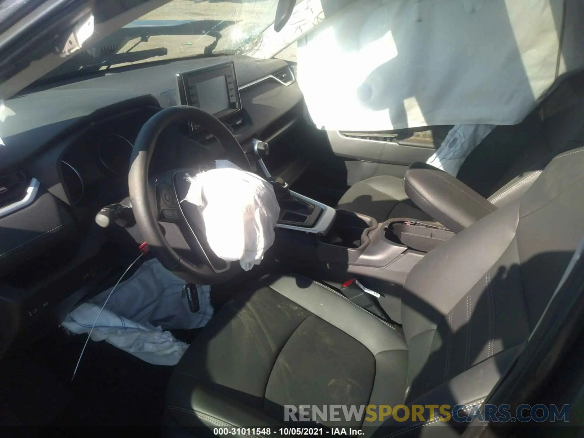 5 fotografías del automóvil dañado 2T3C1RFVXMC140433 TOYOTA RAV4 2021