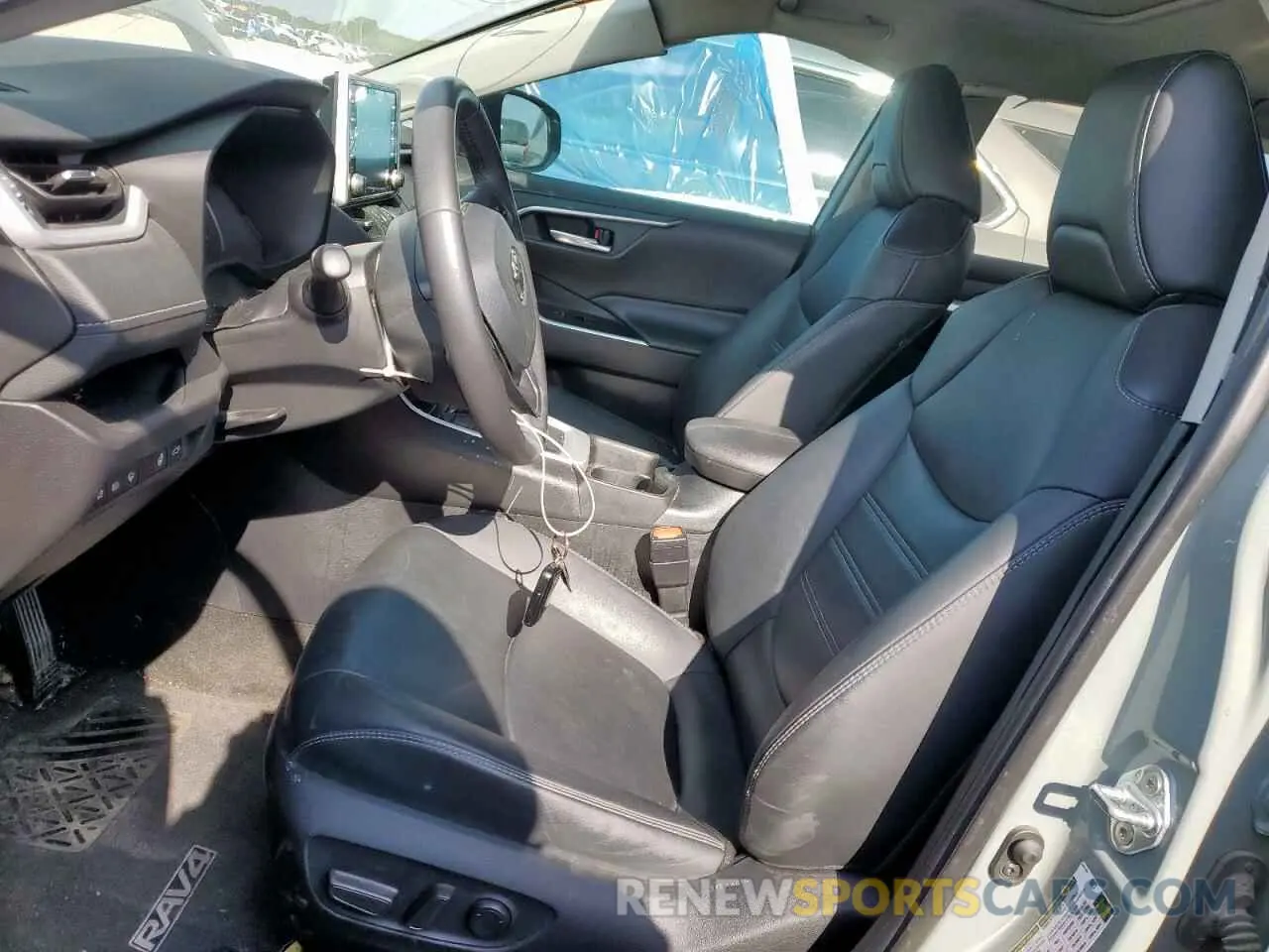 7 fotografías del automóvil dañado 2T3C1RFVXMW138003 TOYOTA RAV4 2021