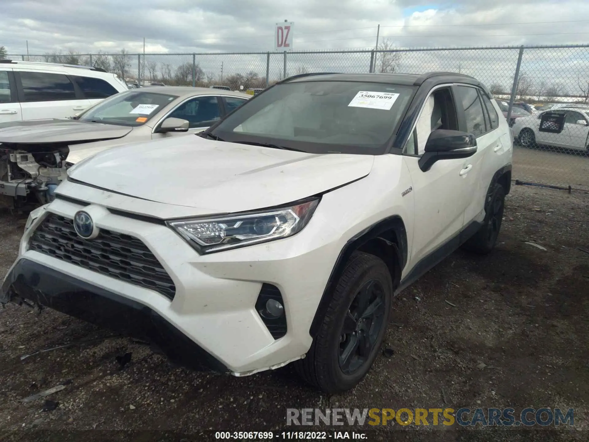 2 fotografías del automóvil dañado 2T3E6RFV1MW025017 TOYOTA RAV4 2021