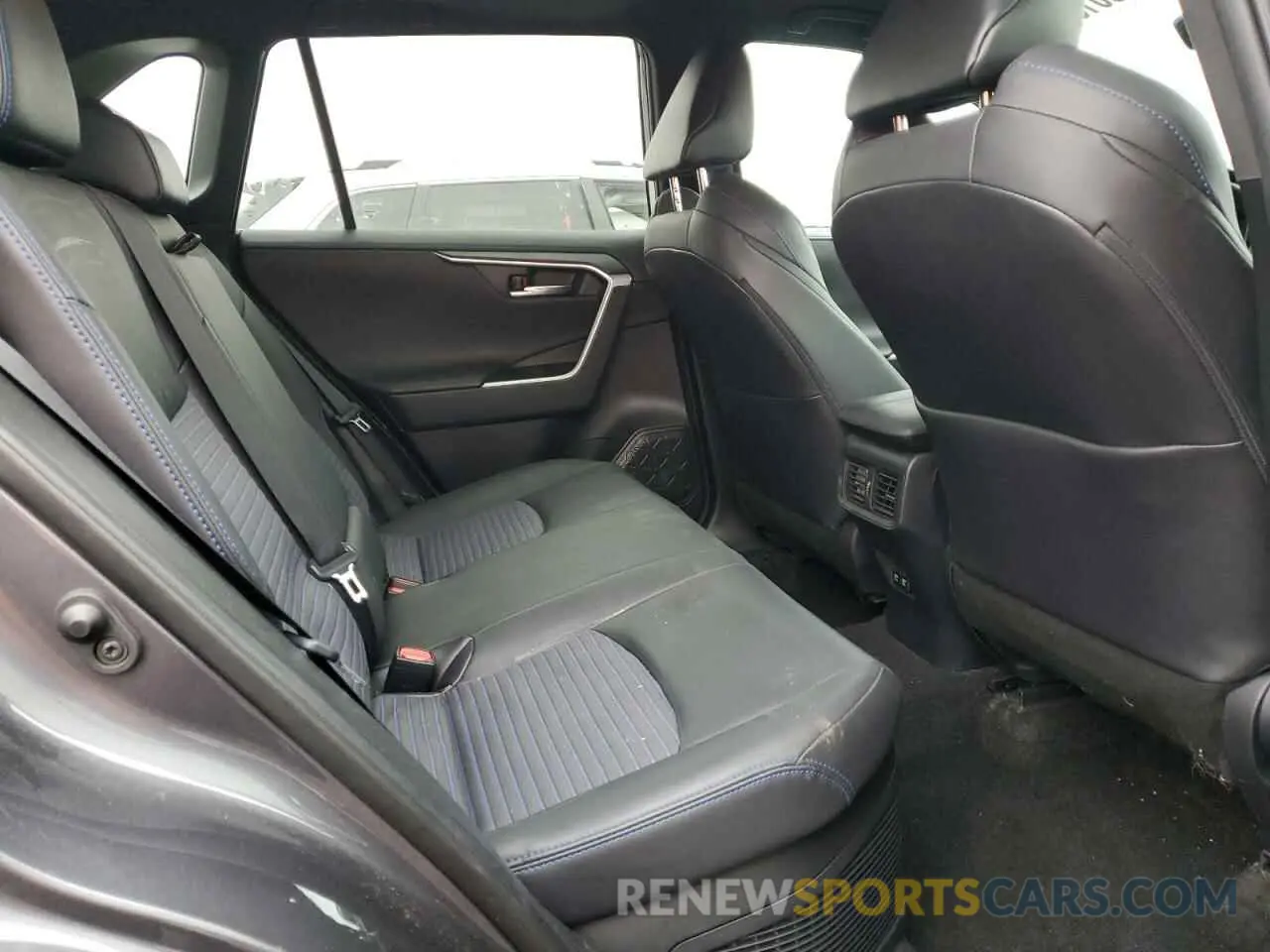 11 fotografías del automóvil dañado 2T3E6RFV4MW018563 TOYOTA RAV4 2021