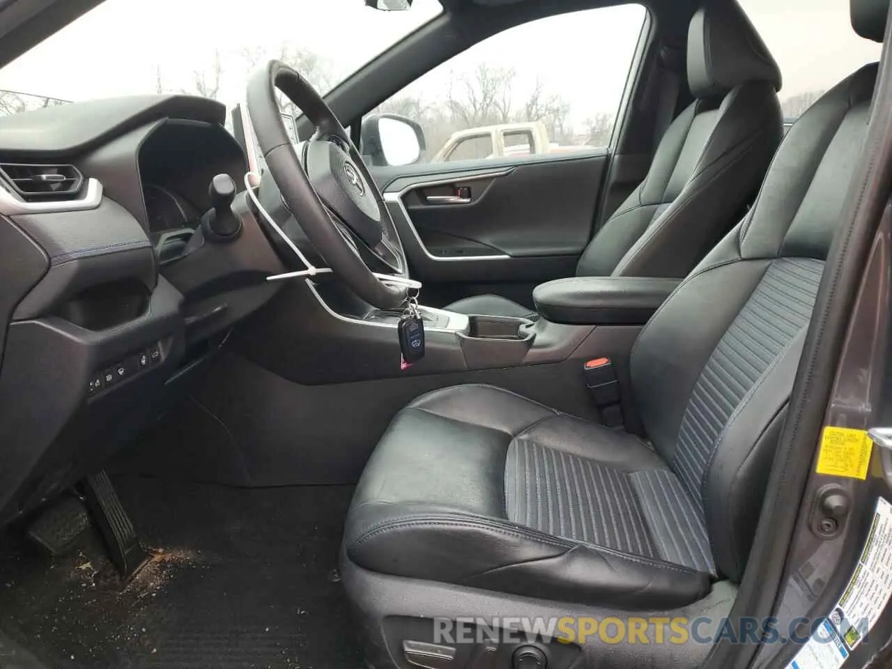 7 fotografías del automóvil dañado 2T3E6RFV4MW018563 TOYOTA RAV4 2021