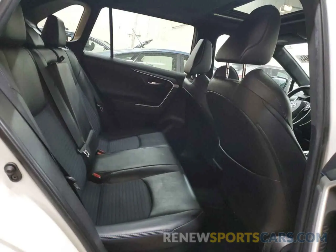 11 fotografías del automóvil dañado 2T3E6RFV5MW006969 TOYOTA RAV4 2021