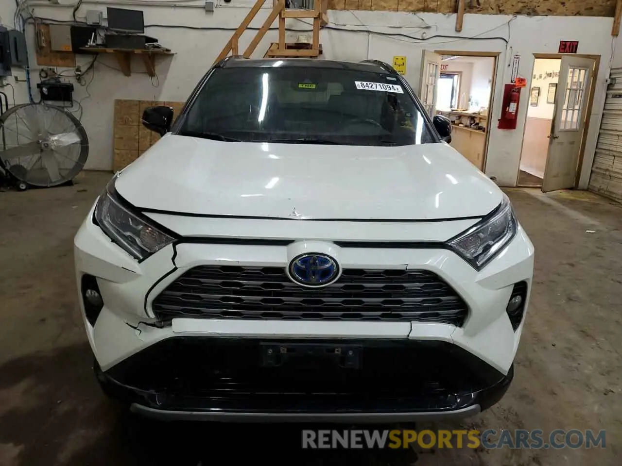 5 fotografías del automóvil dañado 2T3E6RFV5MW006969 TOYOTA RAV4 2021