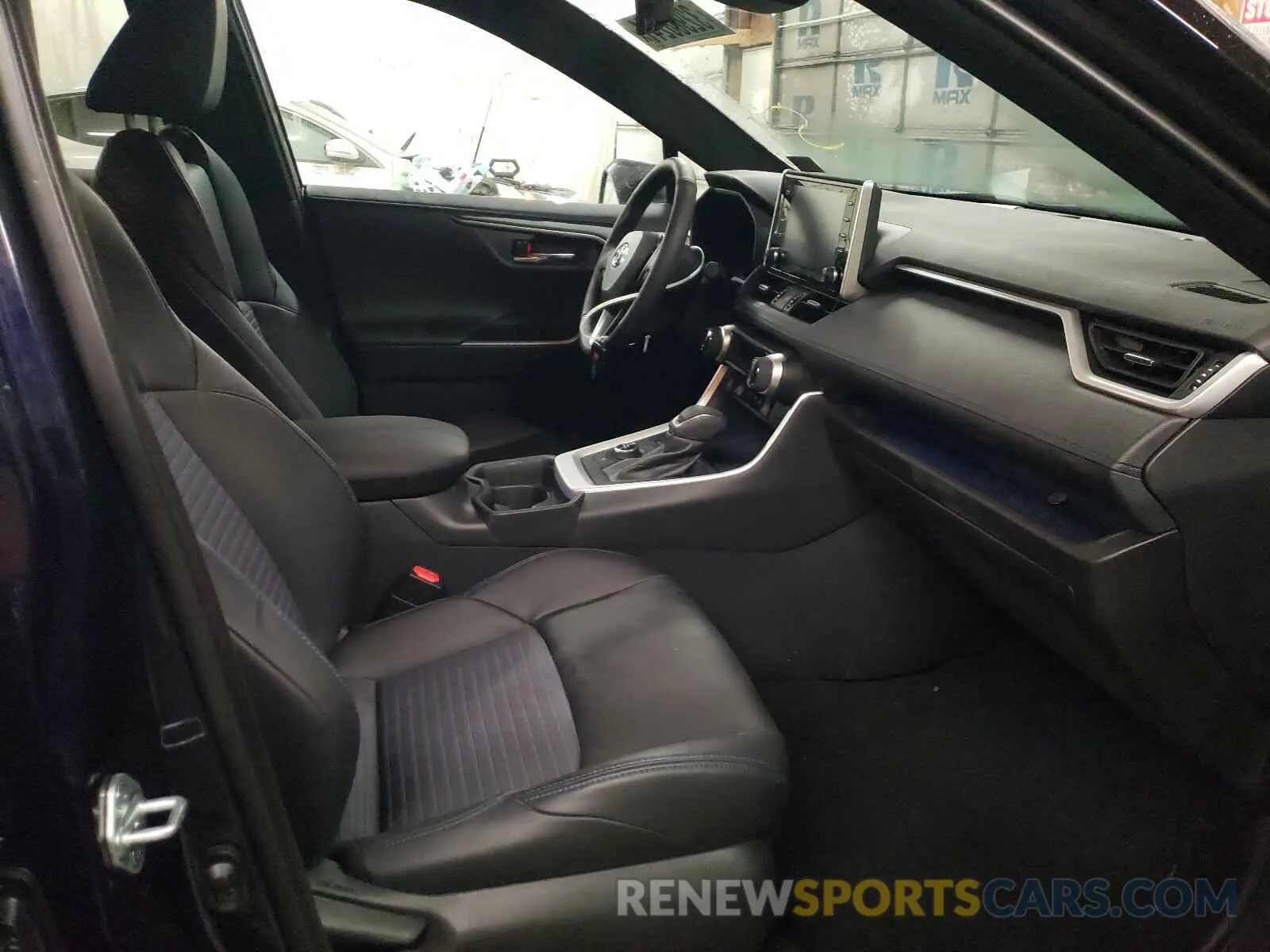 5 fotografías del automóvil dañado 2T3E6RFV6MW007306 TOYOTA RAV4 2021