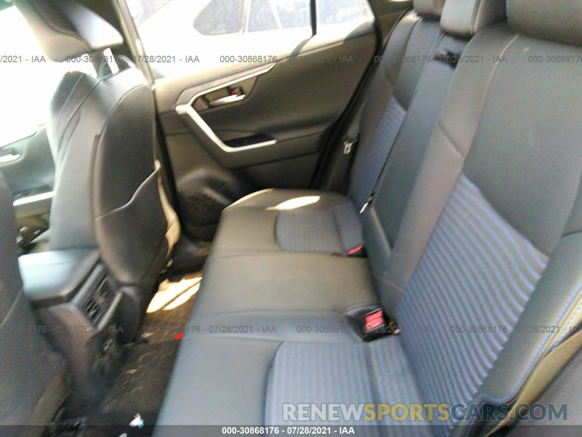 8 fotografías del automóvil dañado 2T3E6RFV9MW024987 TOYOTA RAV4 2021