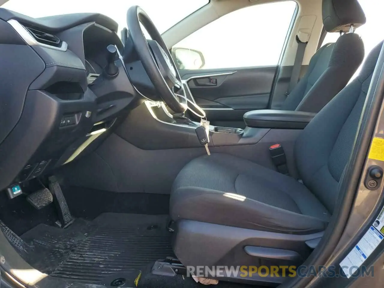 7 fotografías del automóvil dañado 2T3F1RFV1MW214575 TOYOTA RAV4 2021