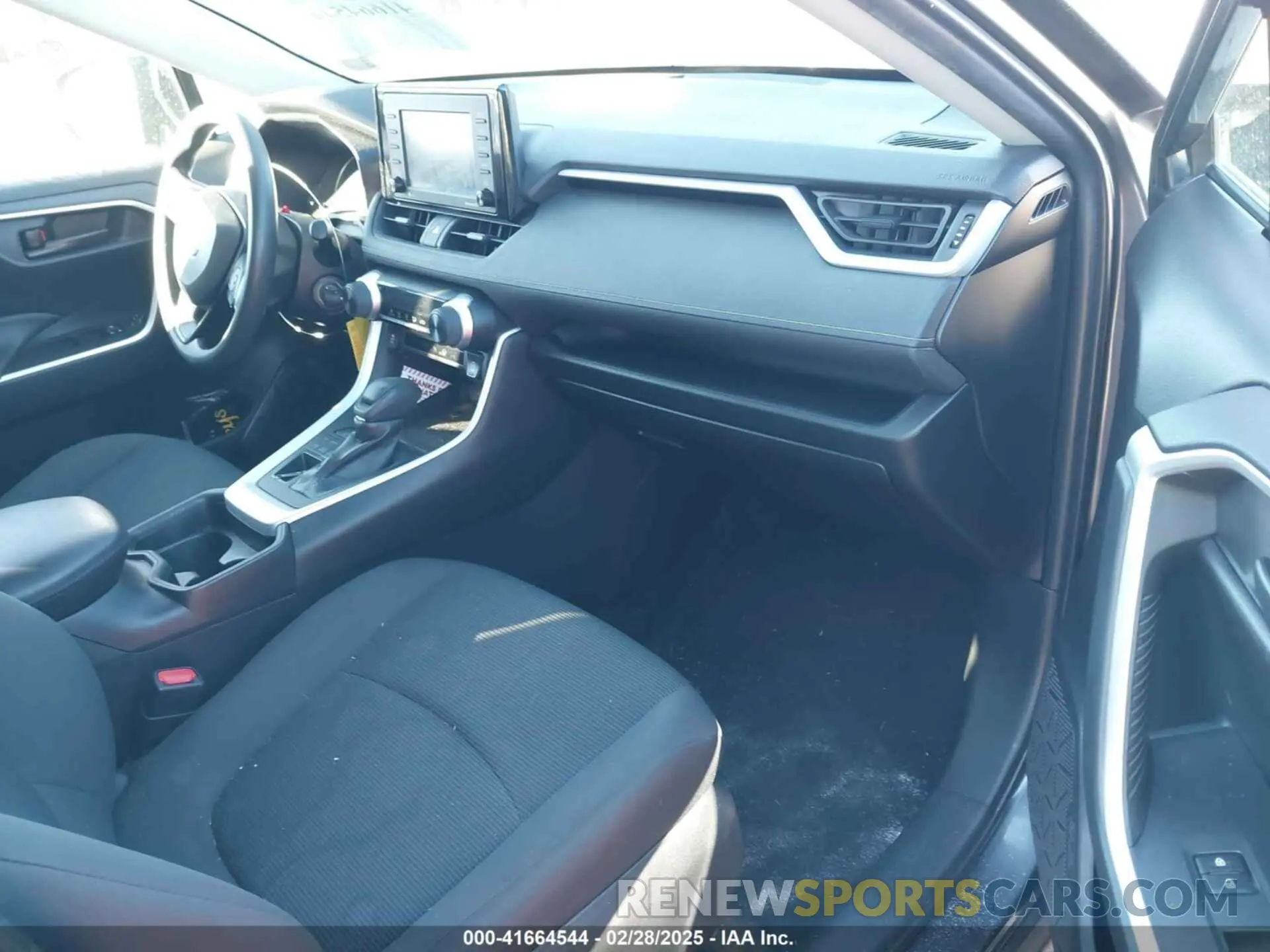5 fotografías del automóvil dañado 2T3F1RFV2MC181958 TOYOTA RAV4 2021